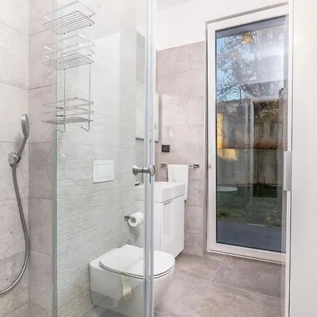 Luxury Ane Villa