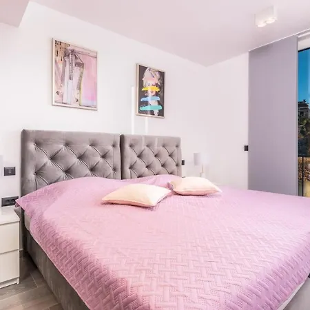Vila Luxury Ane *